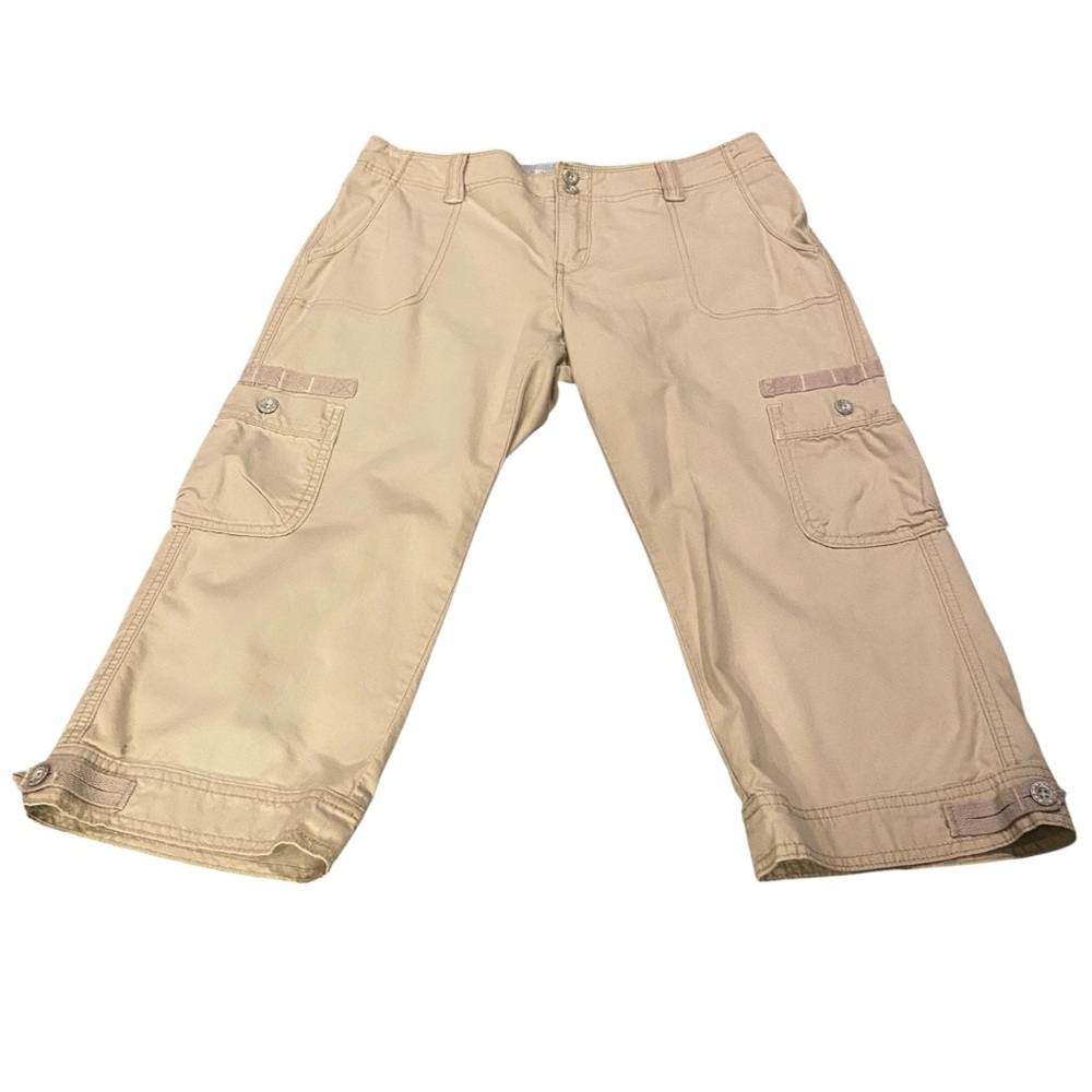 Women's Cargo Capris Levi Strauss Khaki Misses Size 6 Capri Pants Cotton Beige
